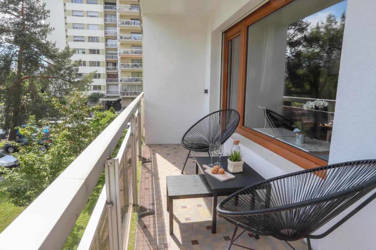 Chez Lou Appartement Proche Du Lac Moderne Annecy Bagian luar foto
